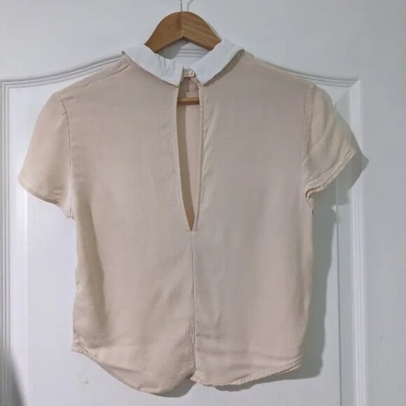 Aritzia Sunday Best | Patterson Short Sleeve Blouse in Blush - Picture 3 of 10